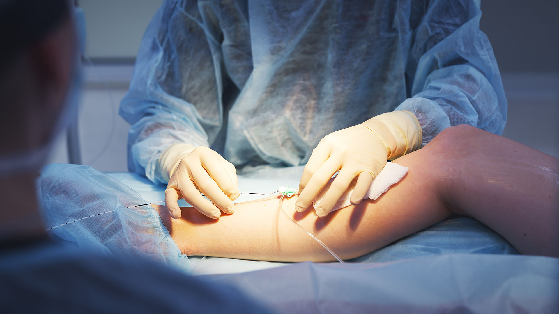 Klinikte Akut ve Kronik Yara Bakımı